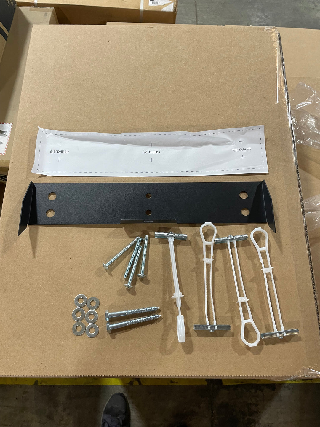 Reflect 50" mounting bracket