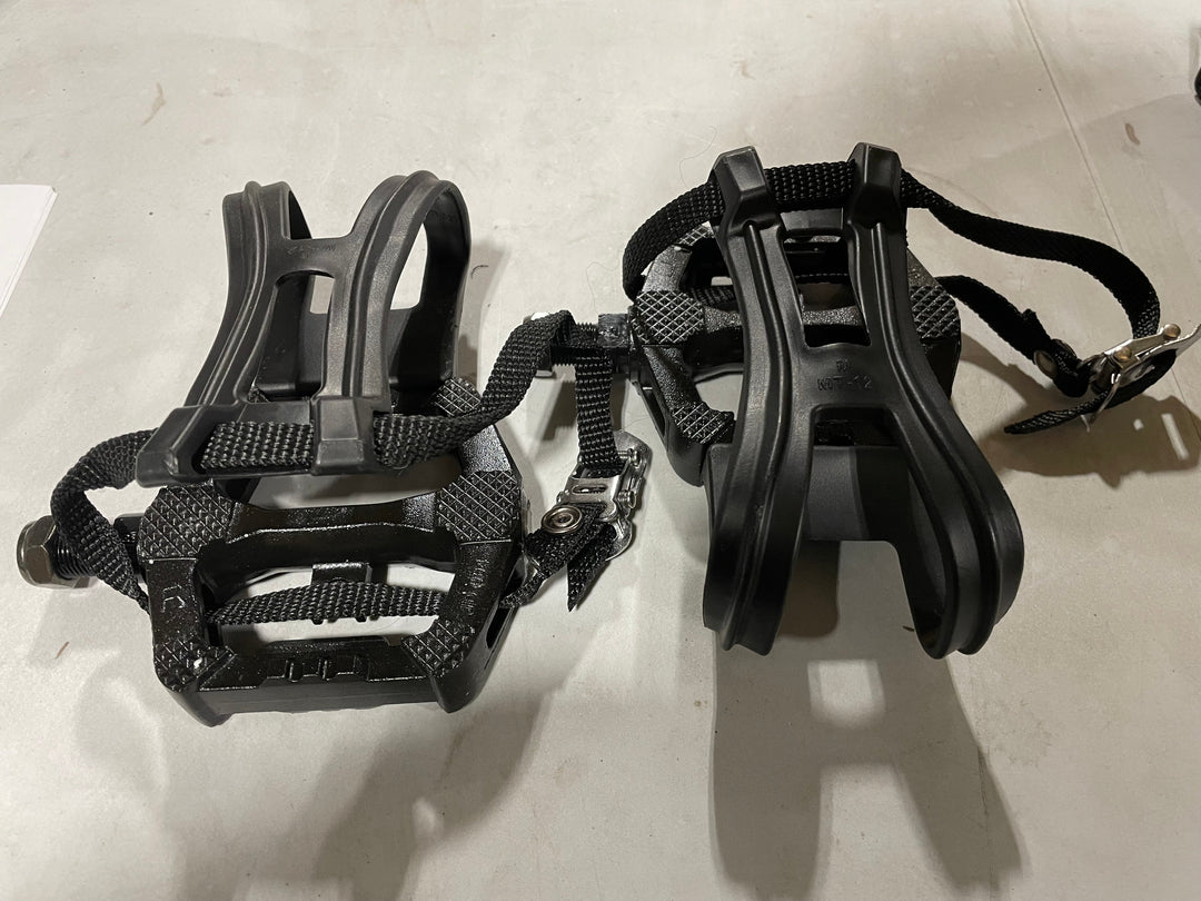 Pedal with Toe Cage, Sport - Echelon Fit US